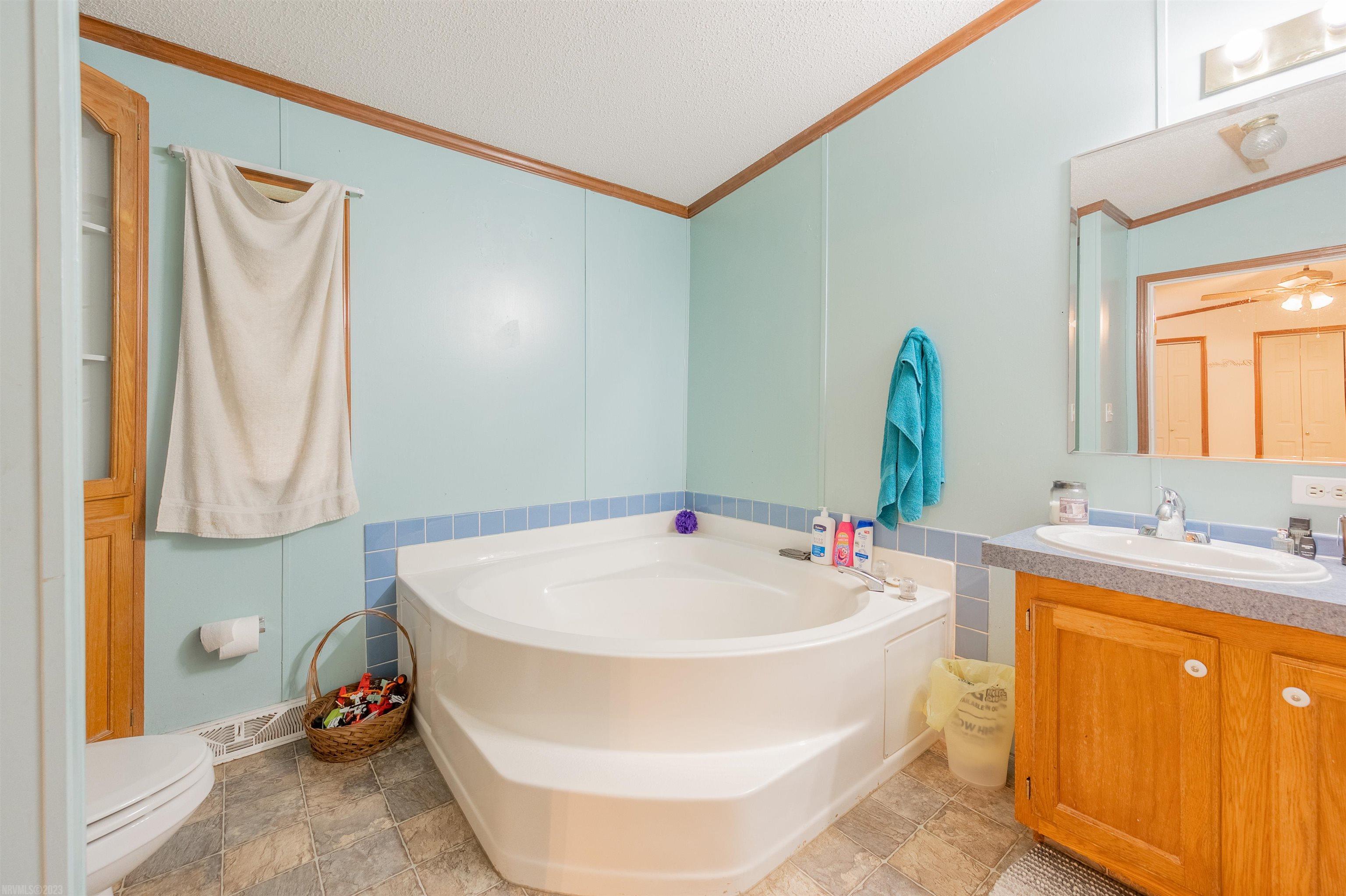 313 Moore Road Northeast Floyd, VA 24091 - Photo 31 of 58 Gallery Image 31