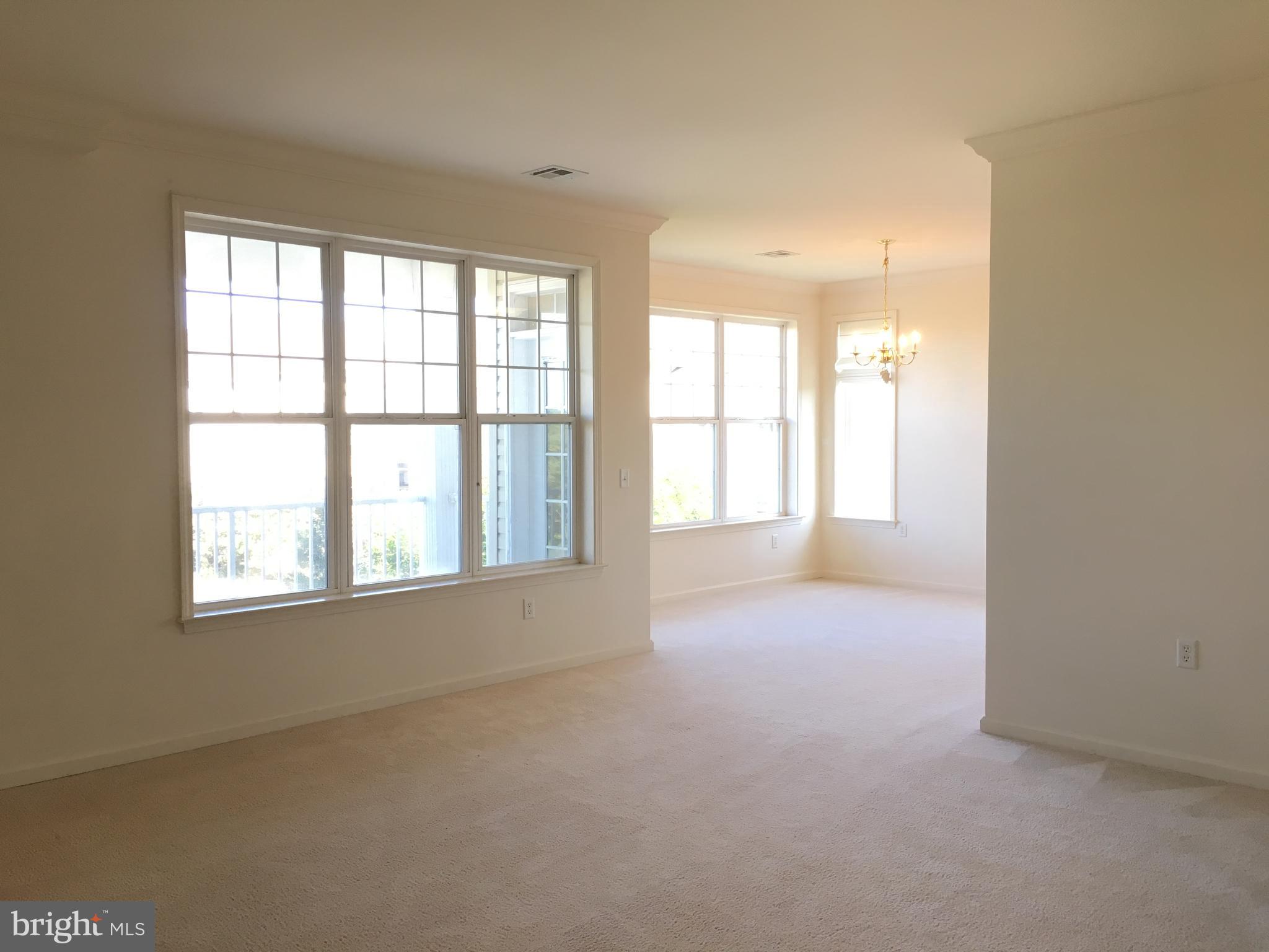 141 Masterson Court Ewing, NJ 08618 - Photo 8 of 23