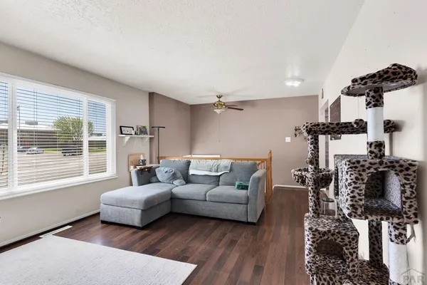 $325,000 | 1812 Smithland Avenue, La Junta, CO 81050