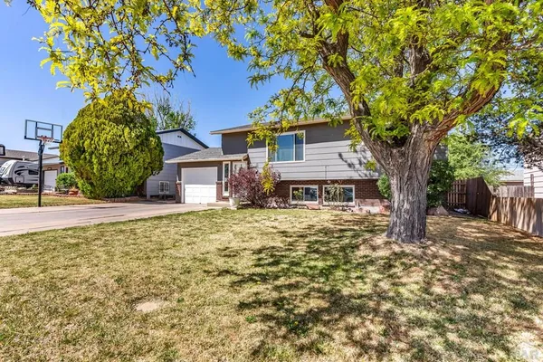$325,000 | 1812 Smithland Avenue, La Junta, CO 81050