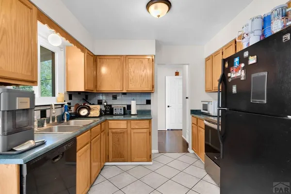 $325,000 | 1812 Smithland Avenue, La Junta, CO 81050