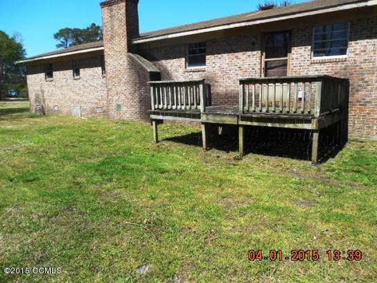 2915 Tootle Road Morehead City, NC 28557 - Photo 10 of 10 2913 Tootle A Rear View 1