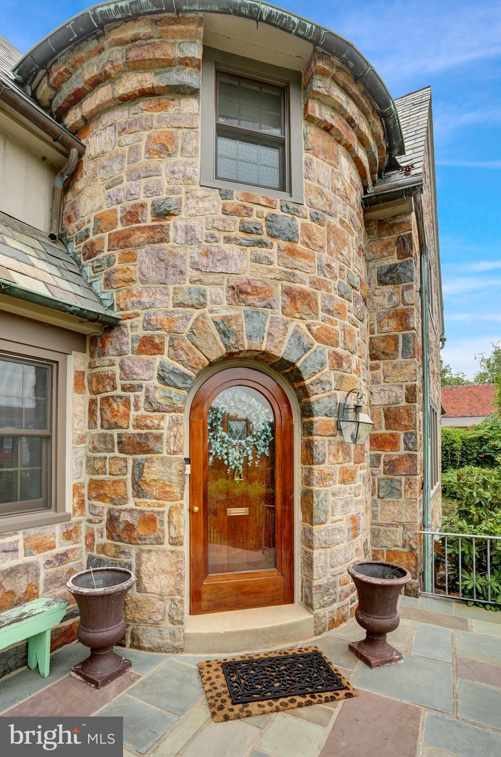 1509 Alsace Road Reading, PA 19604 - Photo 4 of 79 Gallery Image 4