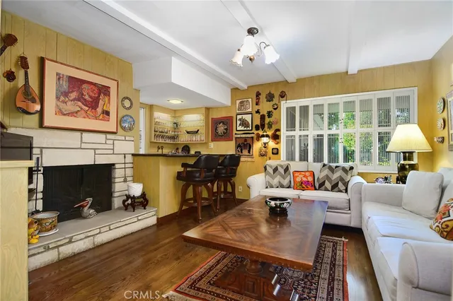 $1,579,000 | 13943 Margate Street, Sherman Oaks, CA 91401