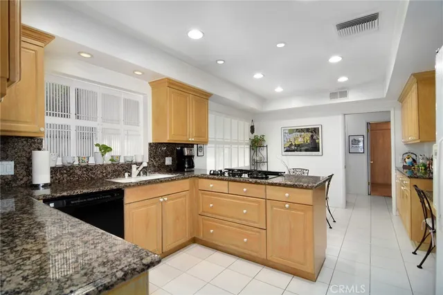 $1,579,000 | 13943 Margate Street, Sherman Oaks, CA 91401