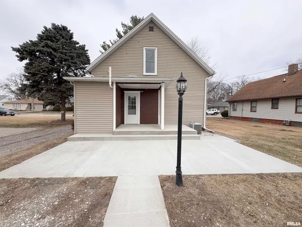 $159,900 | 2222 West Callender Avenue, West Peoria, IL 61604