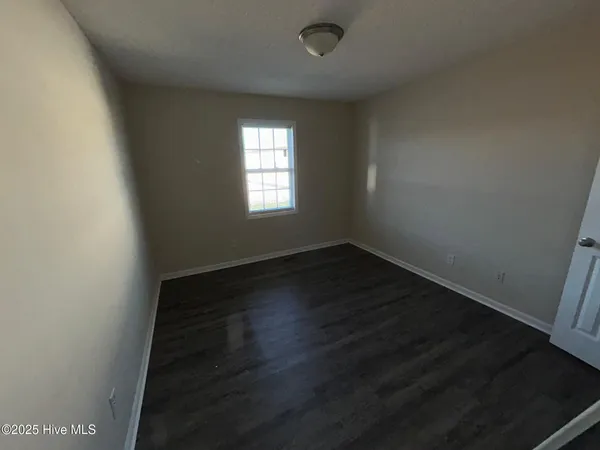 $1,300 | 3820 East Vancroft Circle, Unit I6, Winterville, NC 28590