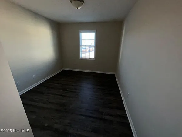 $1,300 | 3820 East Vancroft Circle, Unit I6, Winterville, NC 28590