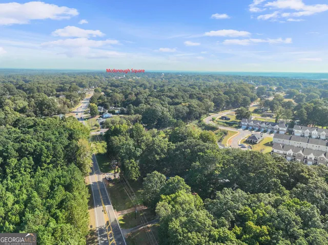 an aerial view of multiple house