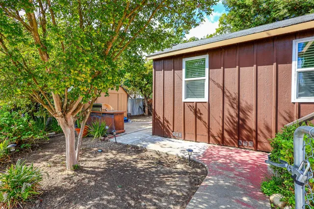 $309,900 | 14120 Grove Street, Walnut Grove, CA 95690