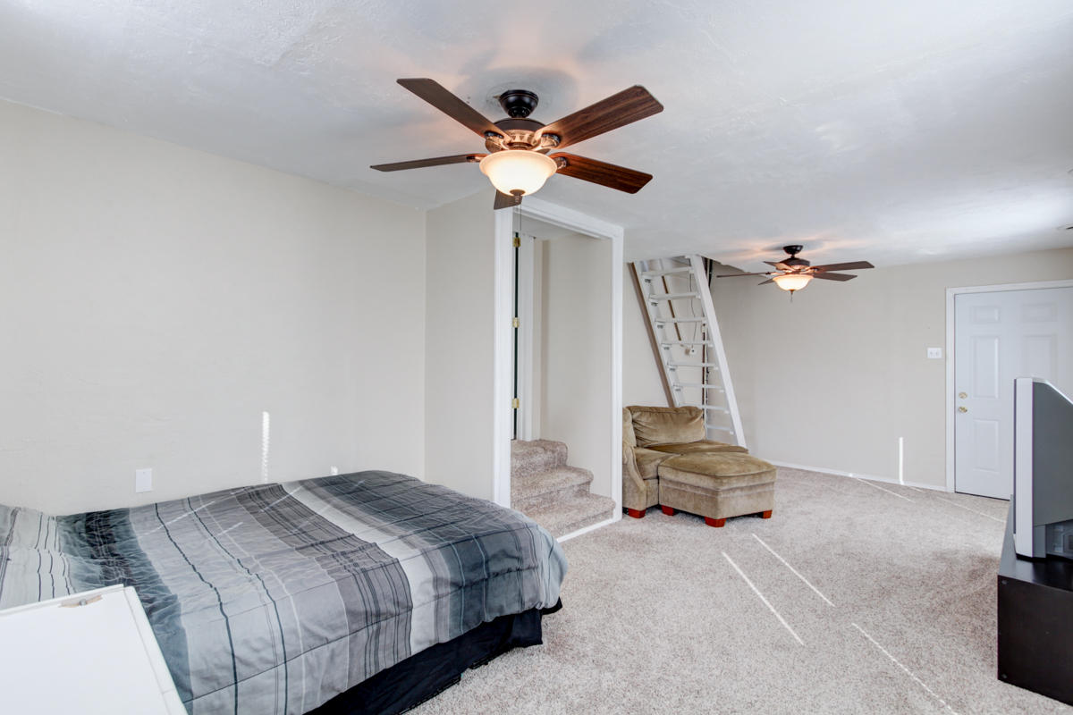 1320 Wenlock Road Knoxville, TN 37922 - Photo 18 of 23 Bonus room with access to attic.