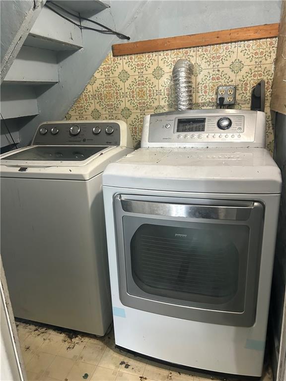 9 Main Street Hickory, PA 15340 - Photo 8 of 25