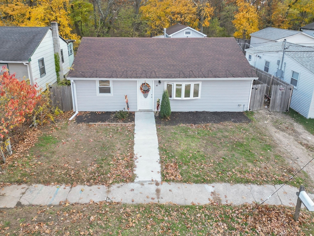 49 Mohegan Avenue Springfield, MA 01151 - Photo 29 of 33