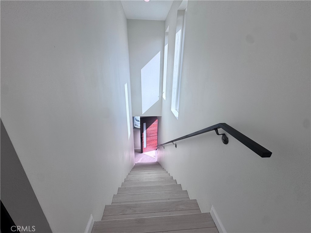 10787 Las Lunitas Avenue Tujunga, CA 91042 - Photo 7 of 12