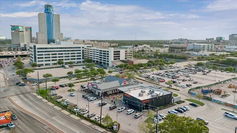 $579,000 | 9813 Pine Lake Drive, Houston, TX 77055