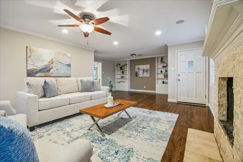 $579,000 | 9813 Pine Lake Drive, Houston, TX 77055