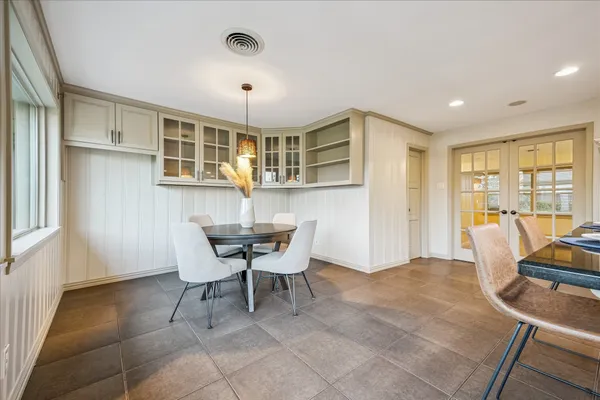 $599,000 | 9813 Pine Lake Drive, Houston, TX 77055
