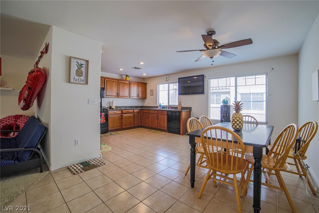 2751 Fountain Ridge Lane Henderson, NV 89074 - Photo 11 of 29
