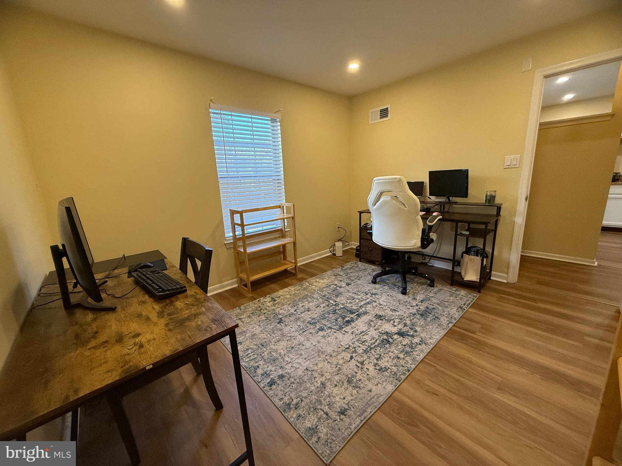 180 Valley Stream Circle Chesterbrook, PA 19087 - Photo 12 of 19 2nd Bedroom
