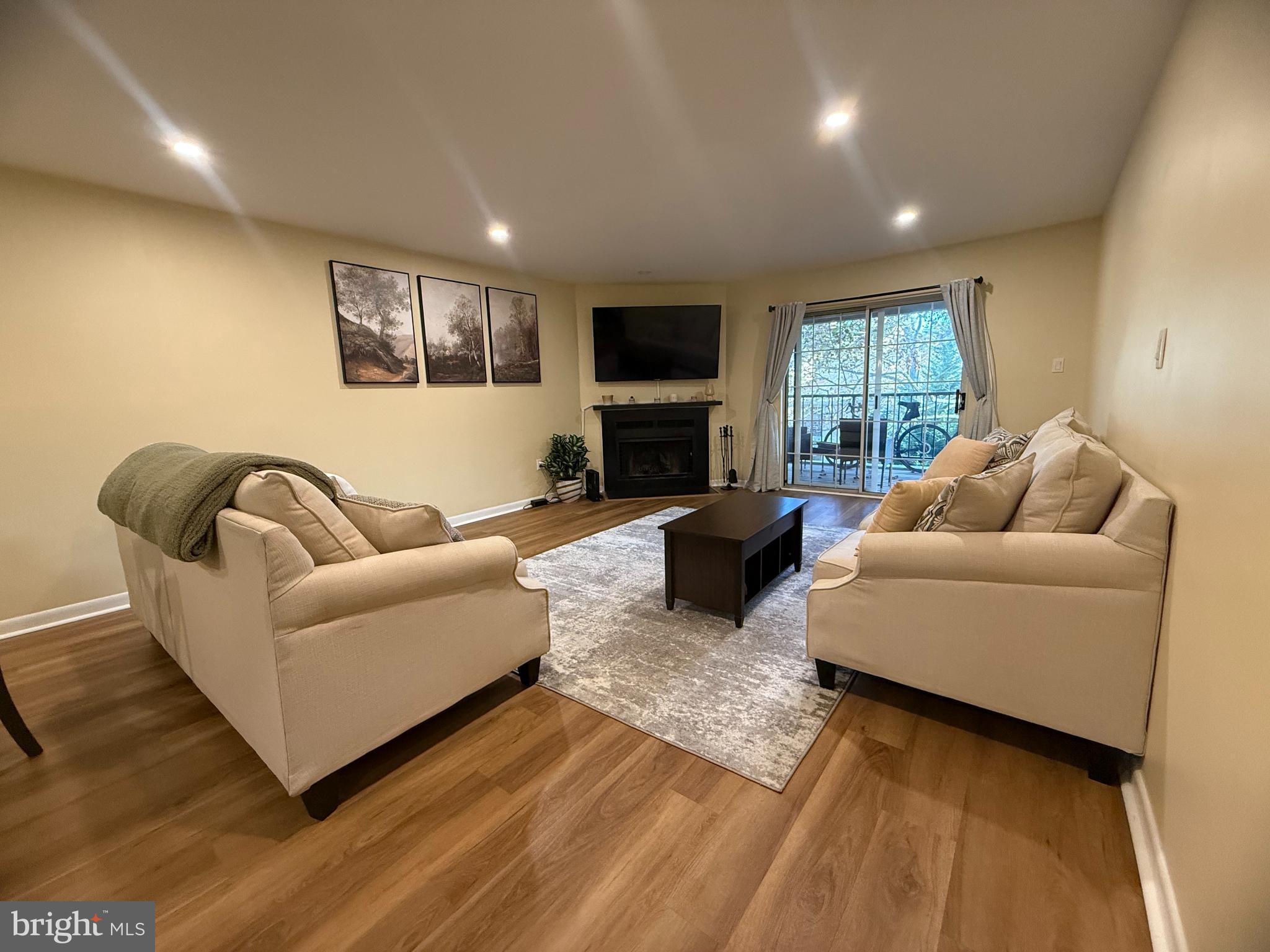 180 Valley Stream Circle Chesterbrook, PA 19087 - Photo 3 of 19