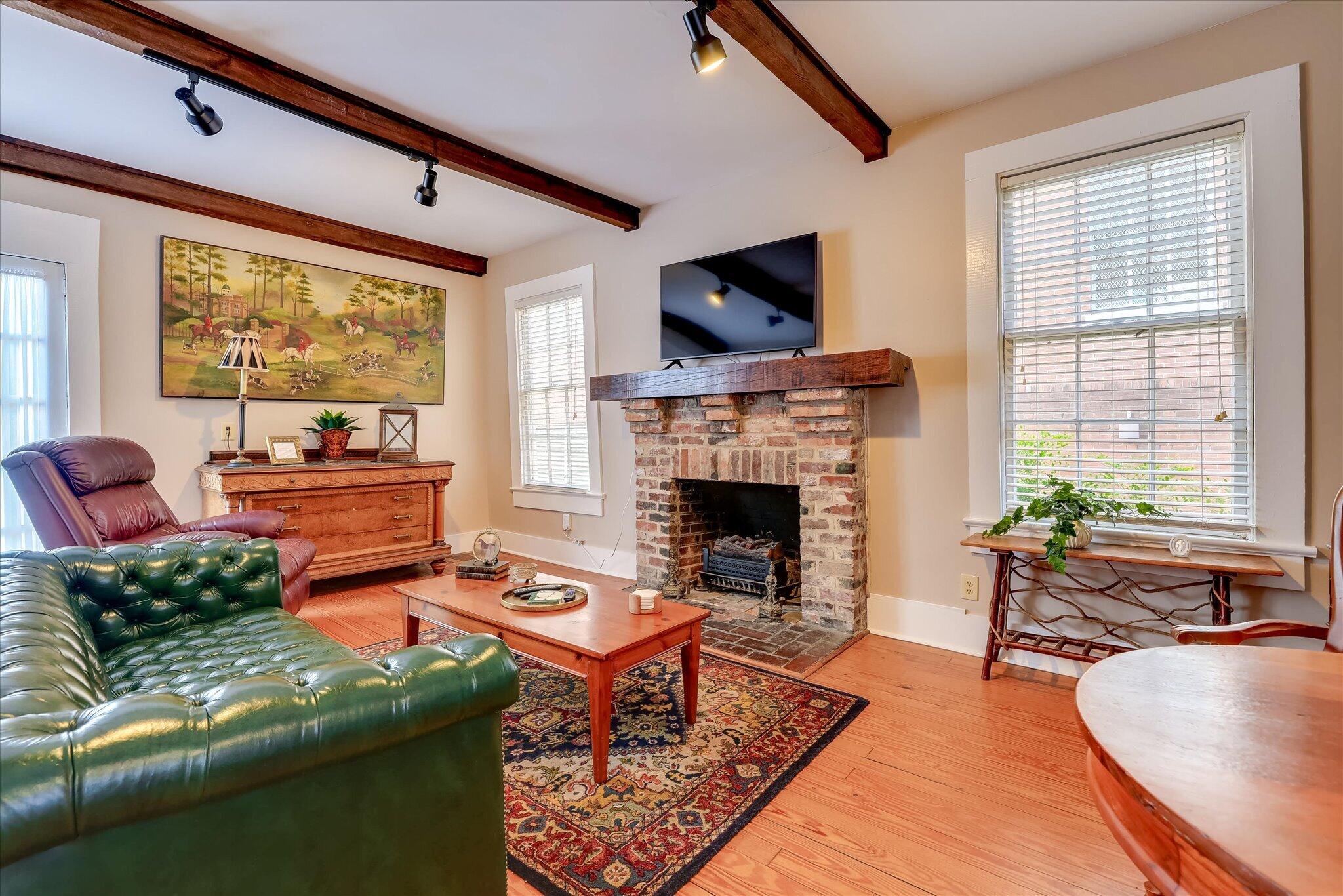 241 Laurens Street Southwest, Unit C Aiken, SC 29801 - Photo 5 of 25 Gallery Image 5