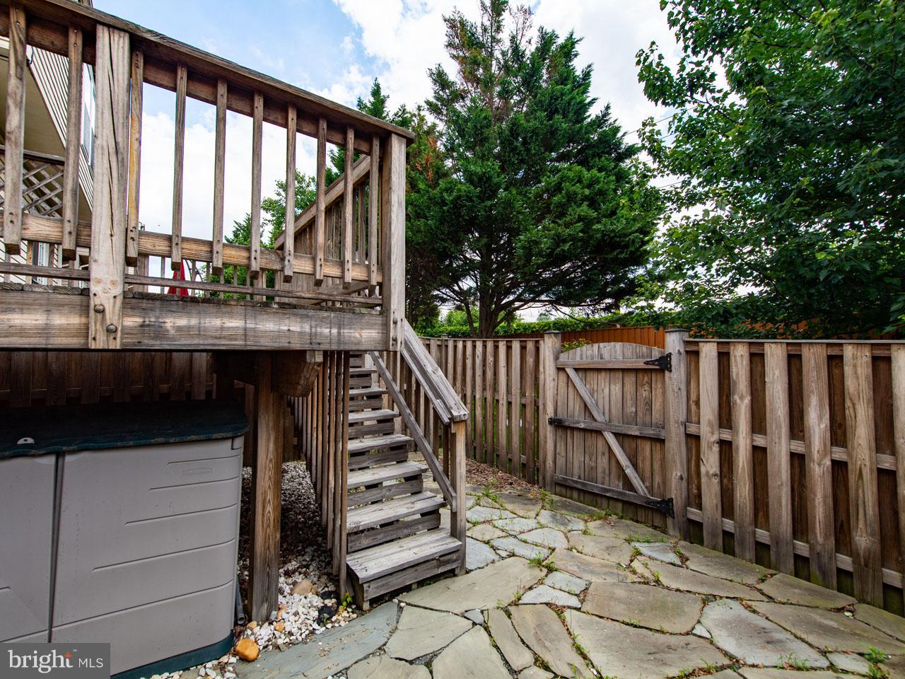 6371 Racetec Place Springfield, VA 22150 - Photo 18 of 21 Patio