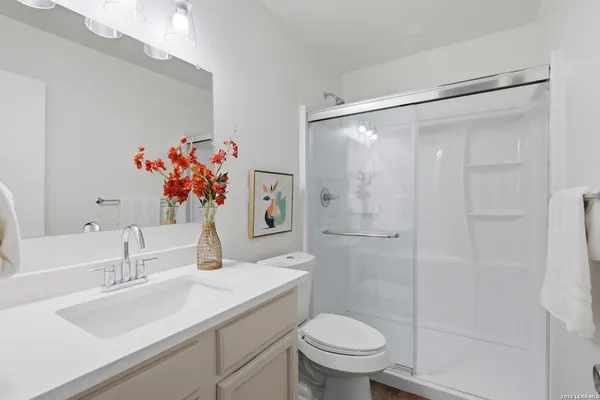 $2,000 | 5822 Misty Glen, San Antonio, TX 78247