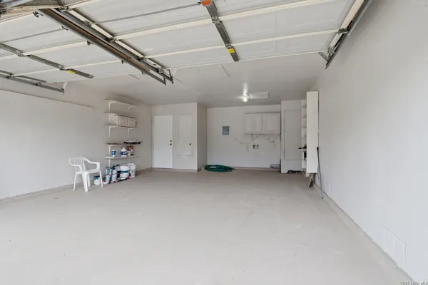 $2,000 | 5822 Misty Glen, San Antonio, TX 78247