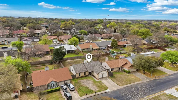 $2,000 | 5822 Misty Glen, San Antonio, TX 78247