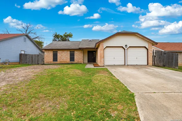 $2,000 | 5822 Misty Glen, San Antonio, TX 78247