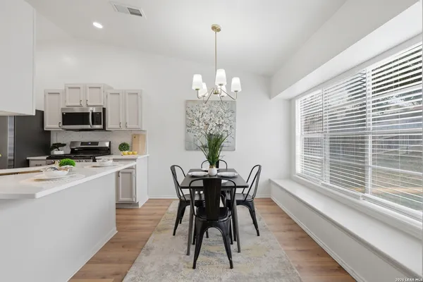 $2,000 | 5822 Misty Glen, San Antonio, TX 78247