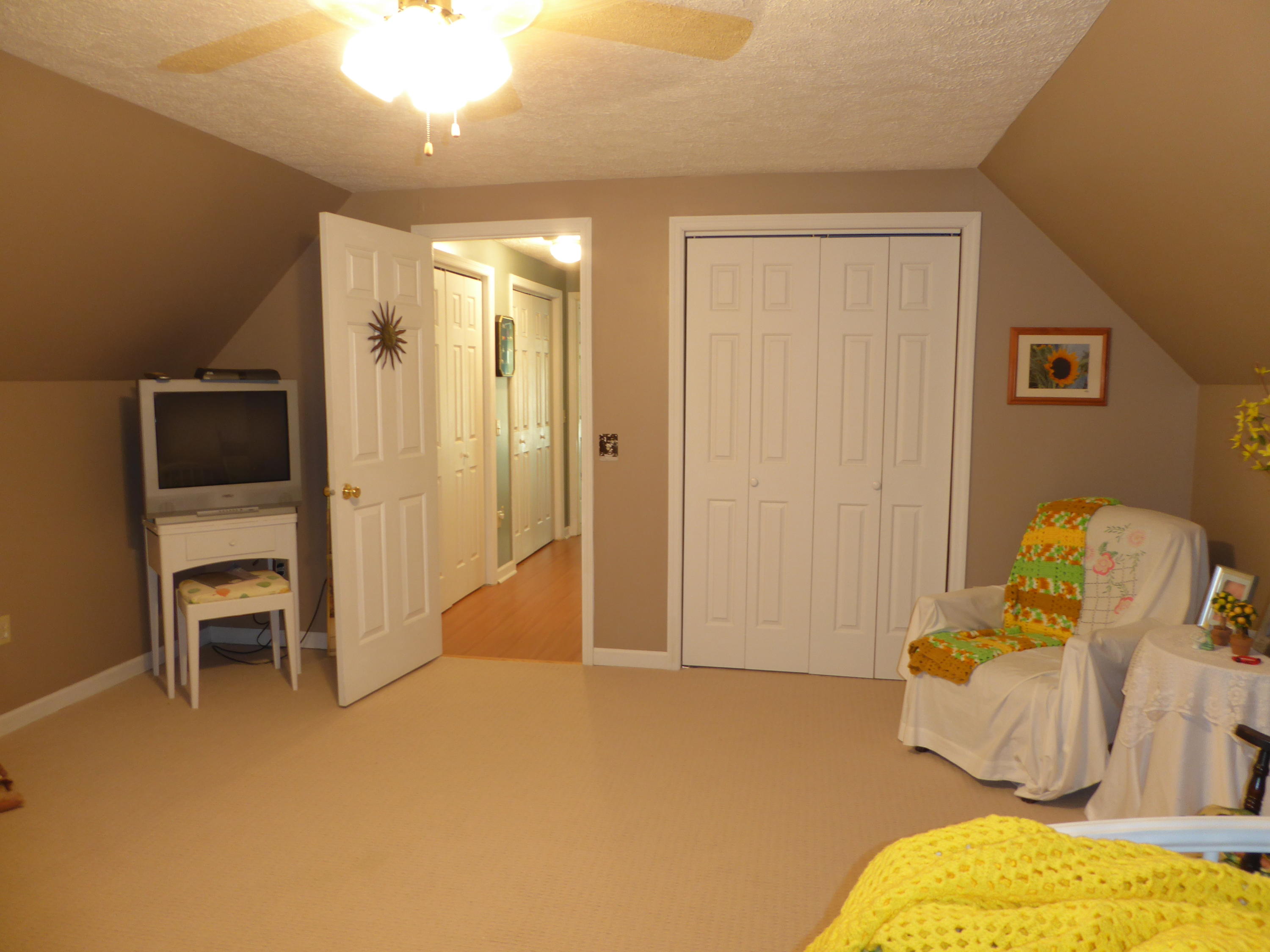 2872 Fishburn Mountain Road Rocky Mount, VA 24151 - Photo 17 of 50 17 Upper Level Third Bedroom