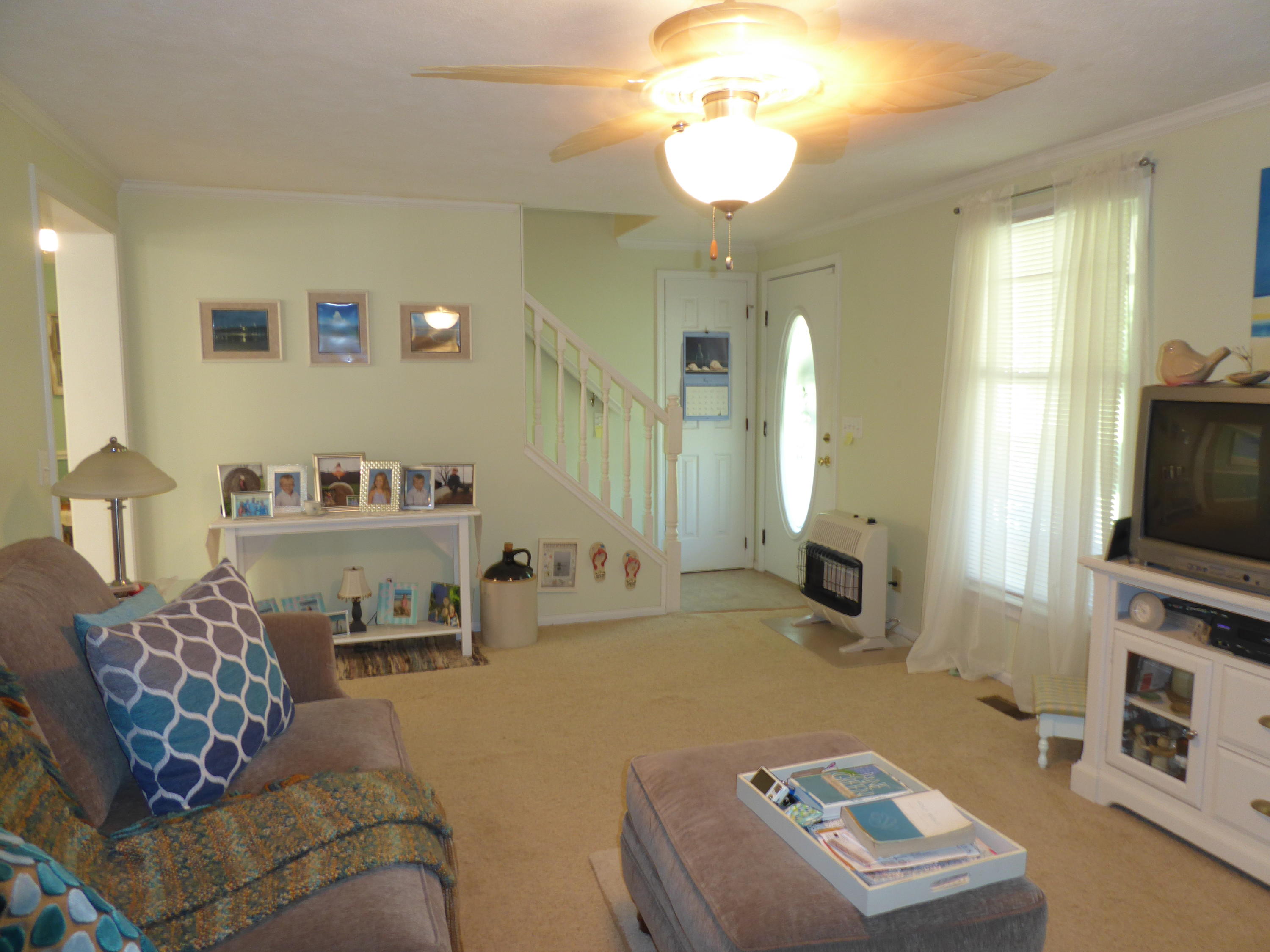 2872 Fishburn Mountain Road Rocky Mount, VA 24151 - Photo 4 of 50 4 Living Room