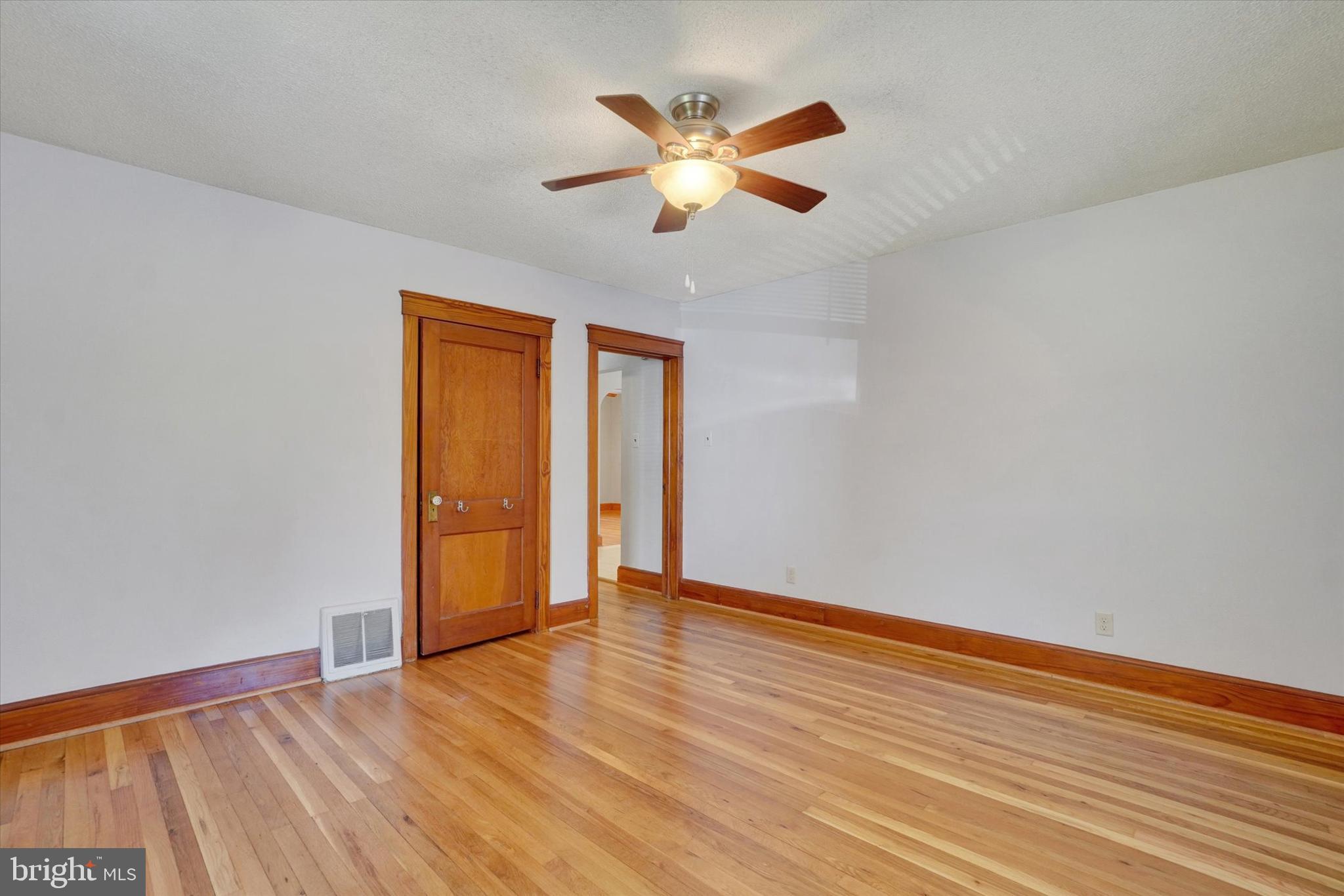 2438 New Park Road New Park, PA 17352 - Photo 12 of 28