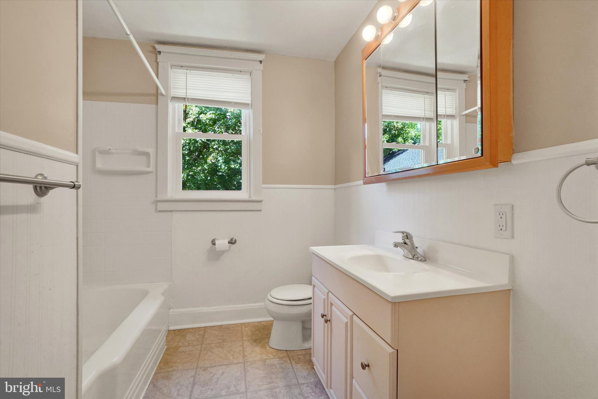 2438 New Park Road New Park, PA 17352 - Photo 15 of 28