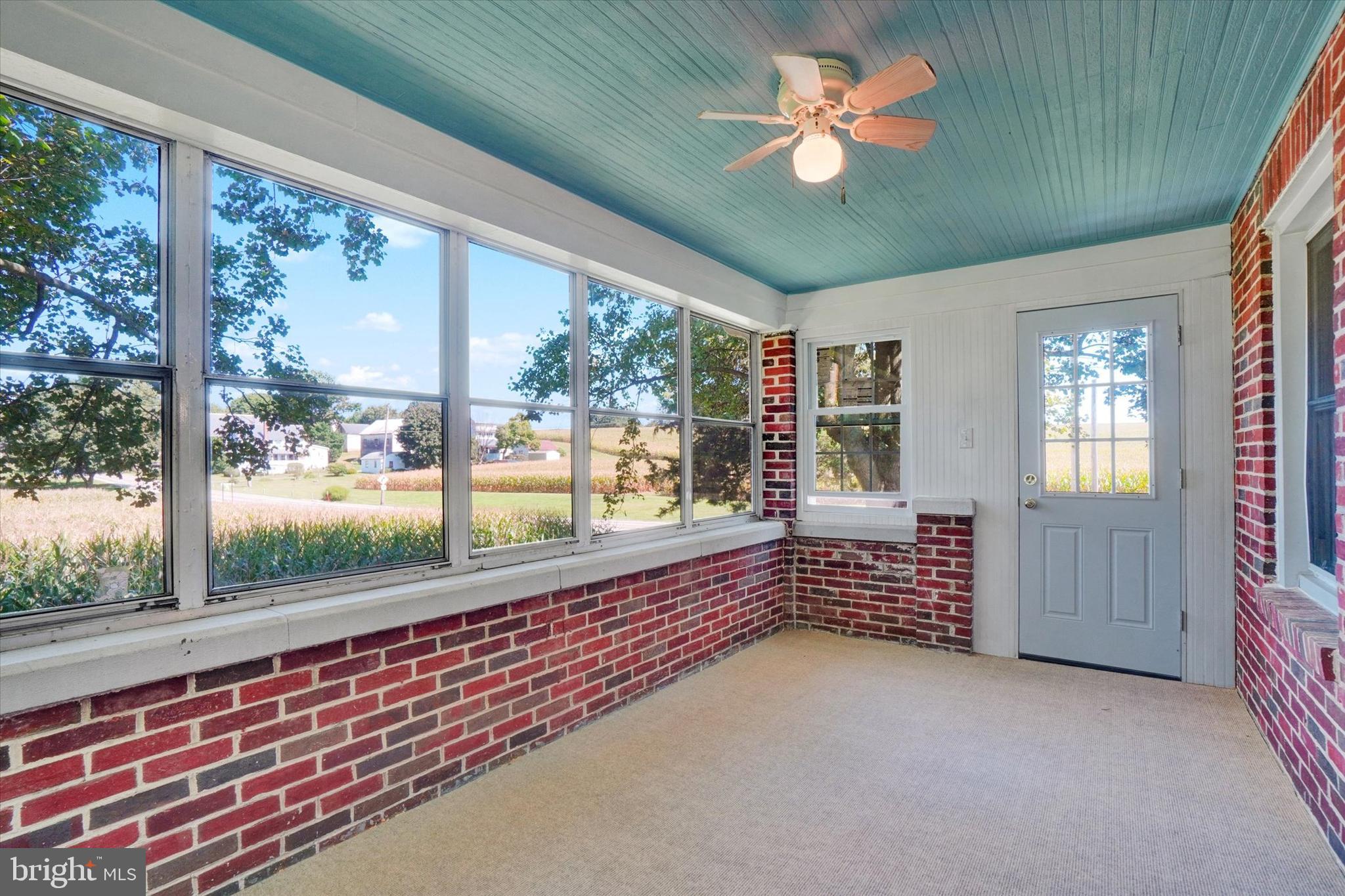 2438 New Park Road New Park, PA 17352 - Photo 21 of 28