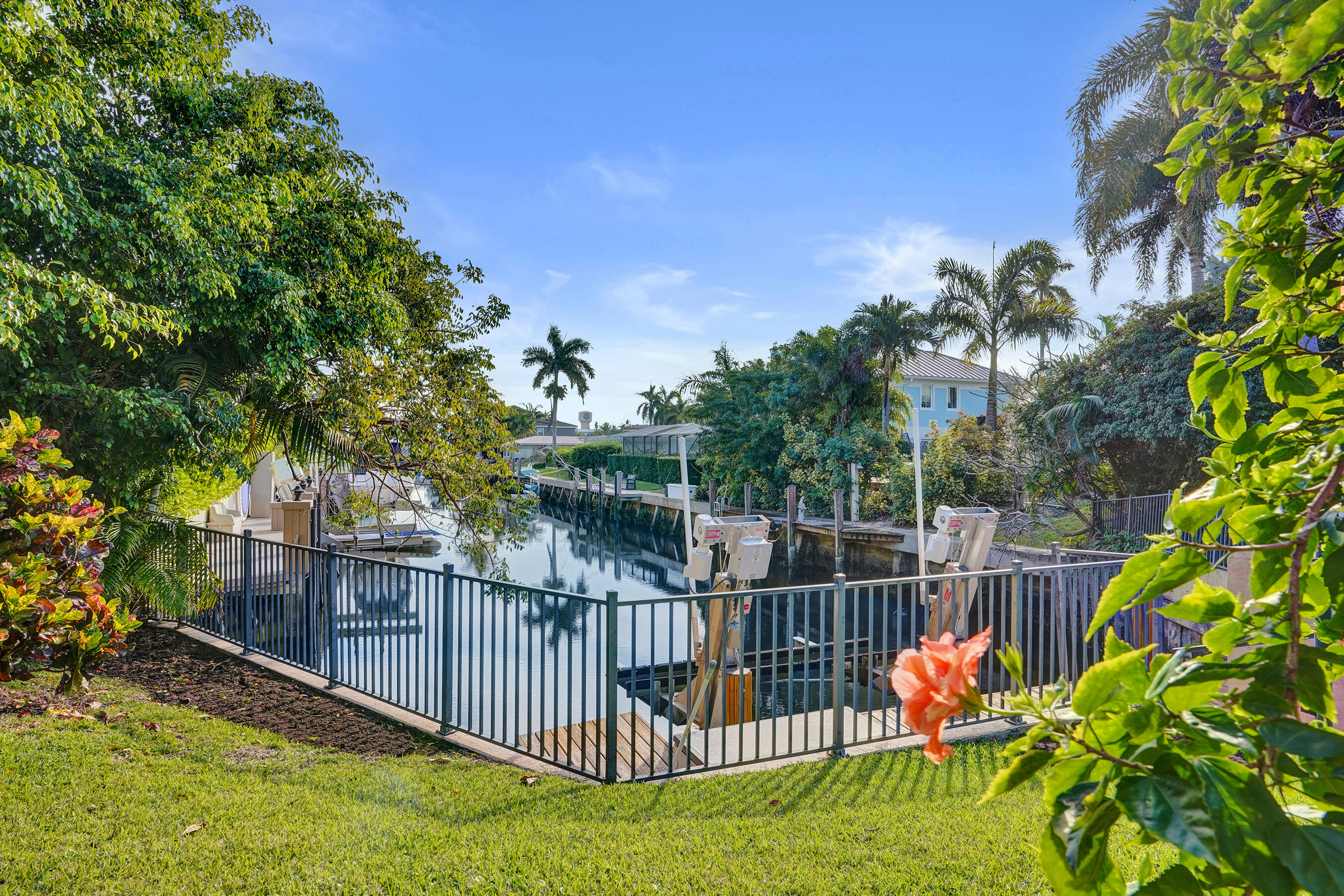 7050 Northeast 7th Avenue Boca Raton, FL 33487 - Photo 23 of 25 a view of a balcony with a tree