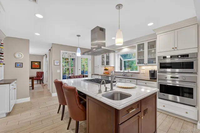 $899,900 | 16 Nottingham Way, Mahopac, NY 10541