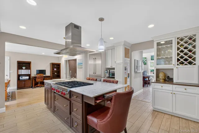 $899,900 | 16 Nottingham Way, Mahopac, NY 10541