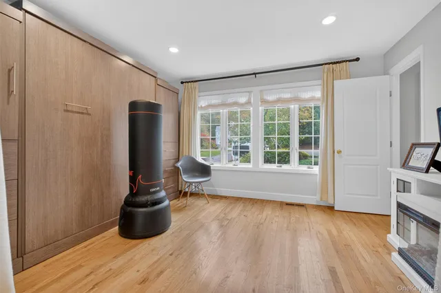 $899,900 | 16 Nottingham Way, Mahopac, NY 10541