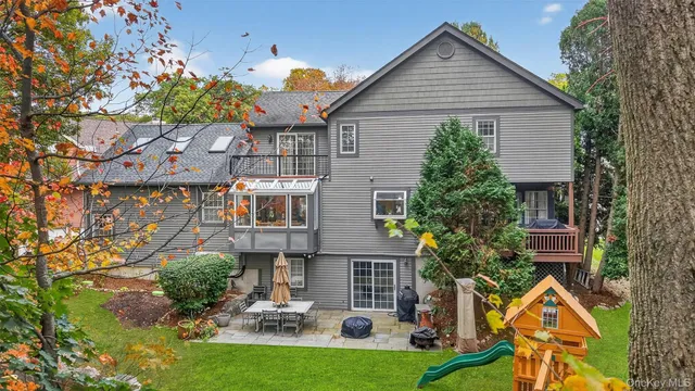 $899,900 | 16 Nottingham Way, Mahopac, NY 10541
