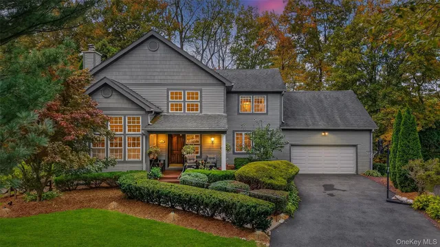 $899,900 | 16 Nottingham Way, Mahopac, NY 10541