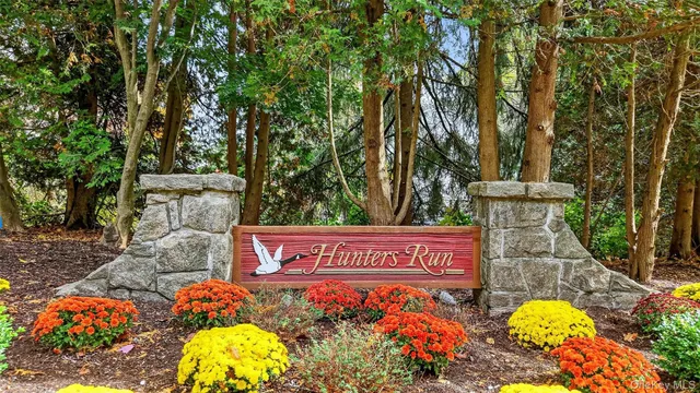 $899,900 | 16 Nottingham Way, Mahopac, NY 10541