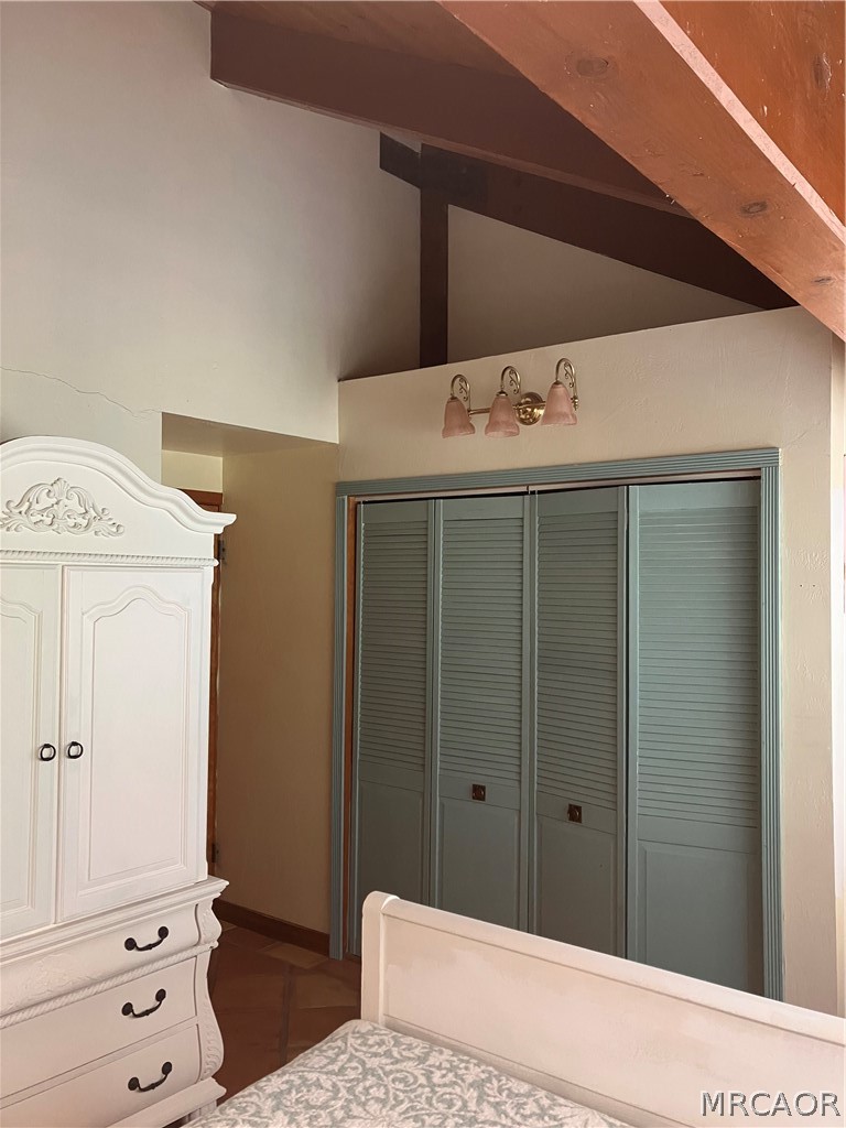 23228 Brookside Road Crestline, CA 92325 - Photo 10 of 23 a utility room with dryer and washer