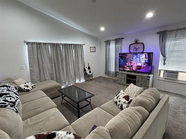 $299,900 | 840 Palmetto Avenue, Frostproof, FL 33843
