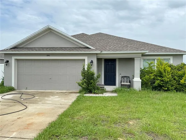 $299,900 | 840 Palmetto Avenue, Frostproof, FL 33843
