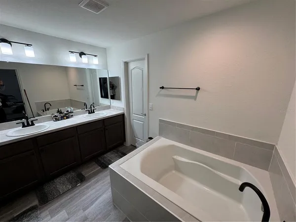 $299,900 | 840 Palmetto Avenue, Frostproof, FL 33843