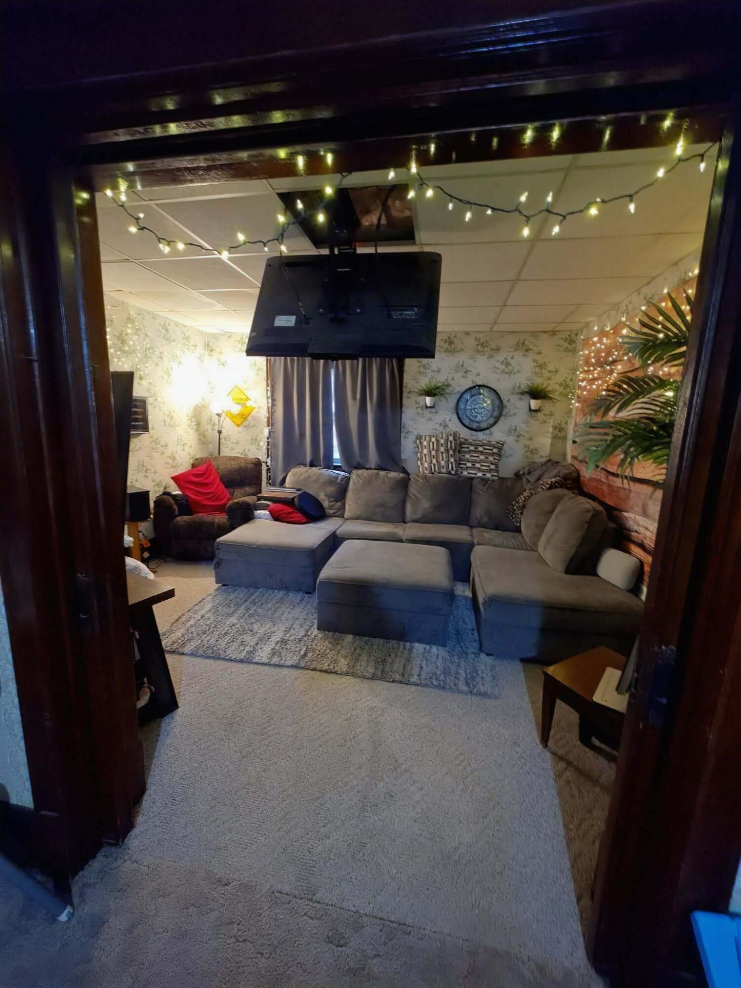 1420 Hawthorne Avenue Two Rivers, WI 54241 - Photo 12 of 38 tvroom1