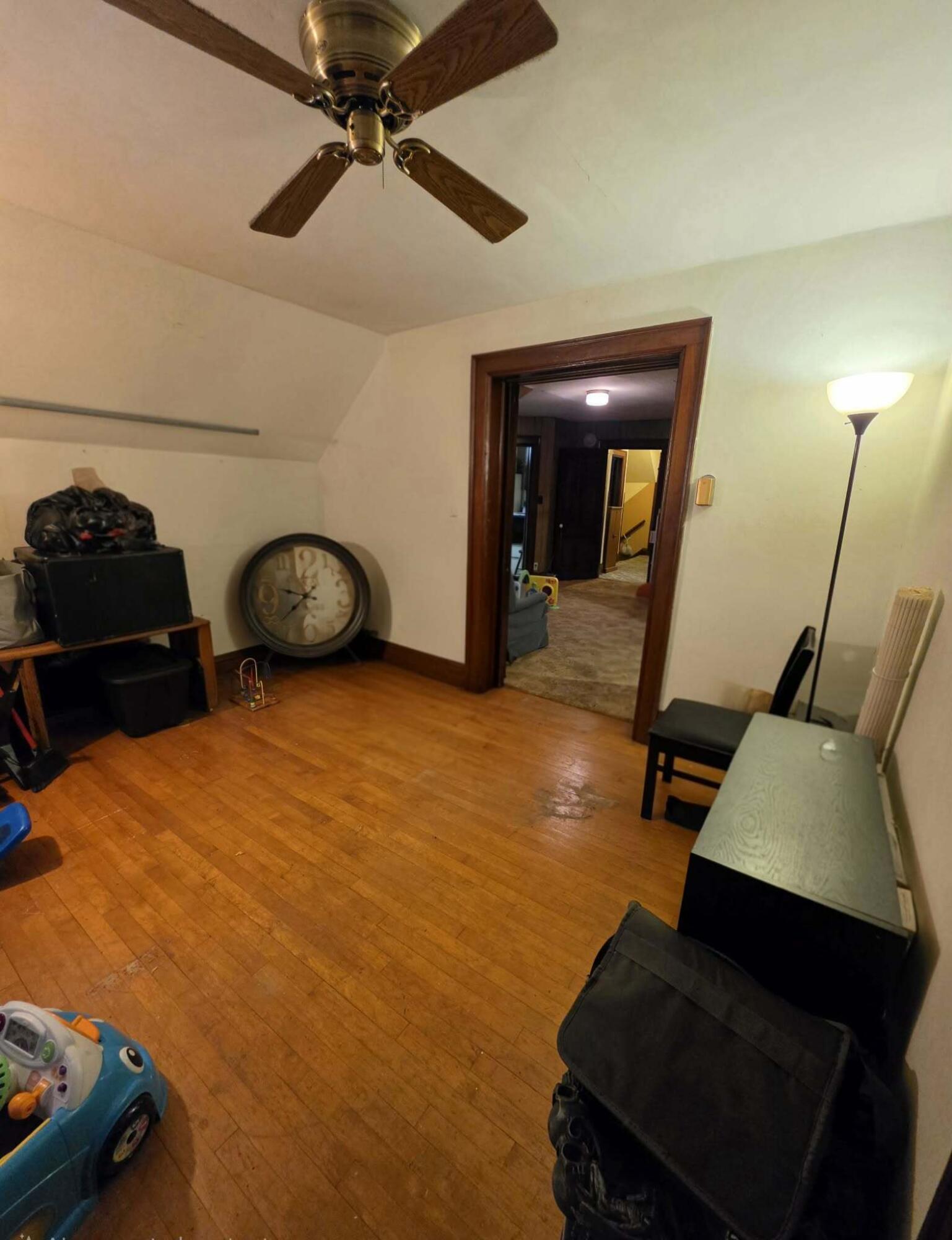 1420 Hawthorne Avenue Two Rivers, WI 54241 - Photo 24 of 38 upperroom1