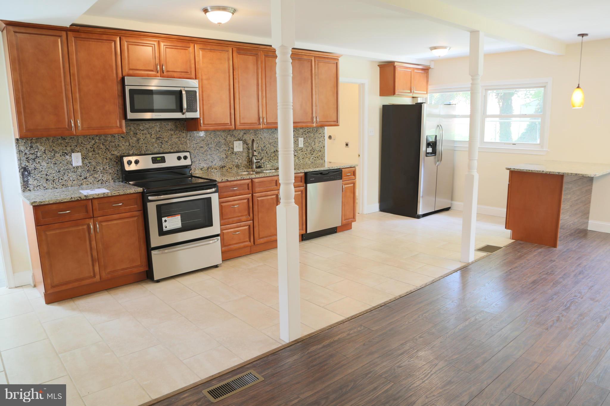 6202 Kirby Road Clinton, MD 20735 - Photo 7 of 30 Kitchen